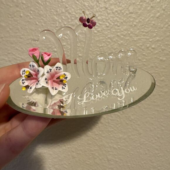 Handcrafted Glass Baron Glass Figurine Mom I love You Genuine Crystal Butterfly - Picture 1 of 6